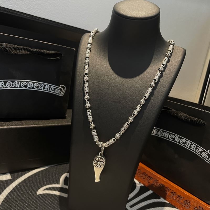 Ch*0me He**ts necklaces